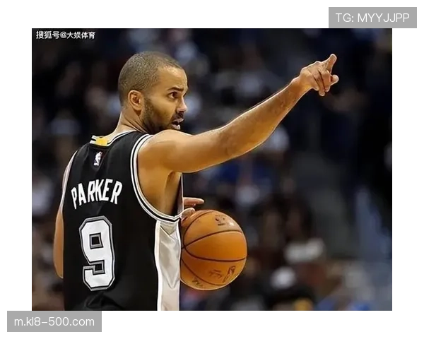 伯恩利务实防反加定位球 帕克纪律性强但进攻手段单一